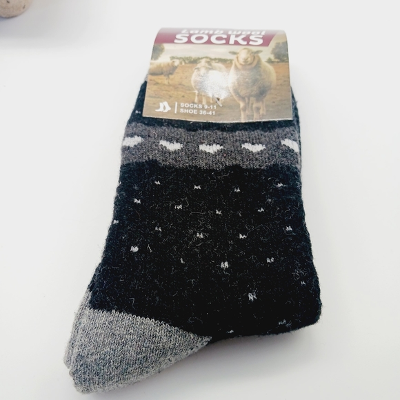 ⚫️ 12 Lamb Wool Crew 'Valentines Day Heart' Winter Boot Socks Size 9-11… - Picture 9 of 13